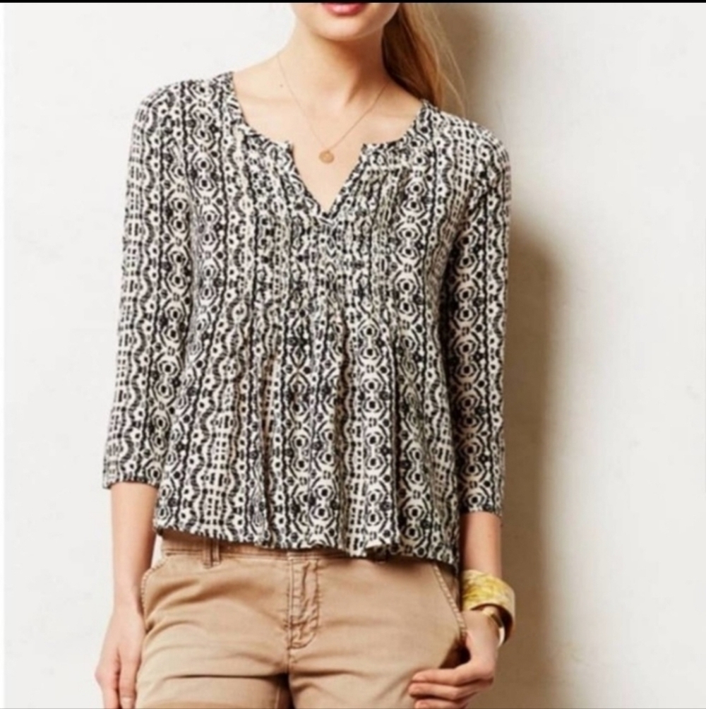 Anthropologie Vanessa Virginia Mahdia Babydoll Swing Top size XS Black/Cream